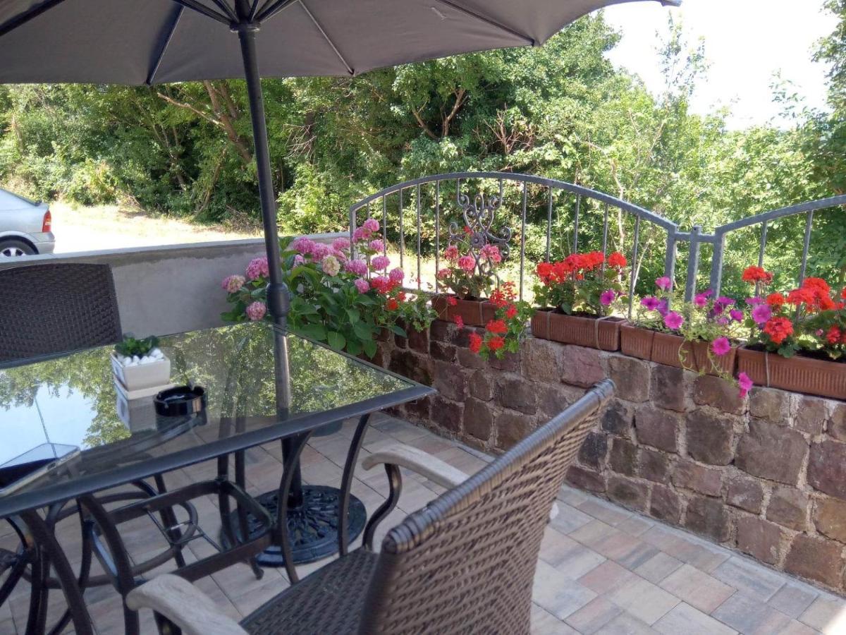 Chez Marthe, Organic Farm Stay 크닌 외부 사진